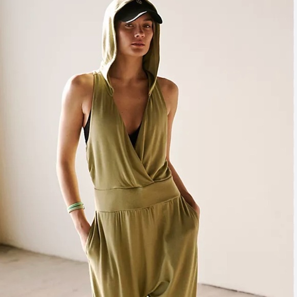 FP Movement by Free People Cream Jumpsuit - Picture 2 of 8